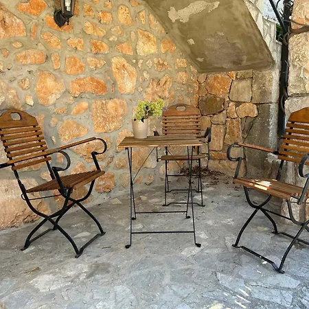 House And Apts. In - Insel Krk 50081 Apartment