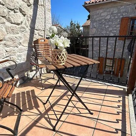 House And Apts. In - Insel Krk 50081 公寓
